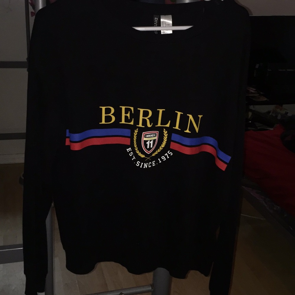 Long sleeve top